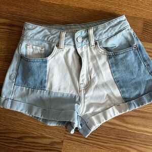 PacSun Women's Blue and White Denim Shorts